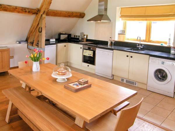 Shepherd'S Hut Blandford Forum Exterior photo